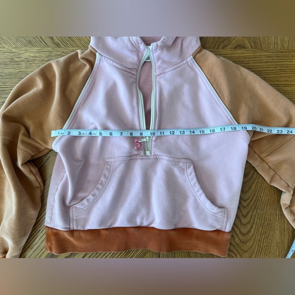 Offline Size Medium Pullover - Picture 2 of 2